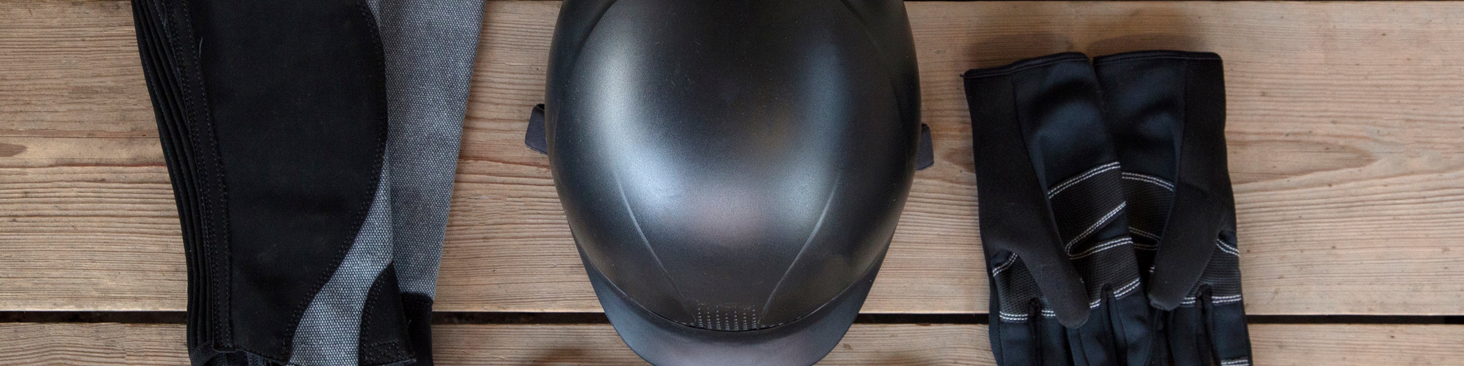 Empty Riding Gear Shop Riding Gear β Saddles N' Stuff