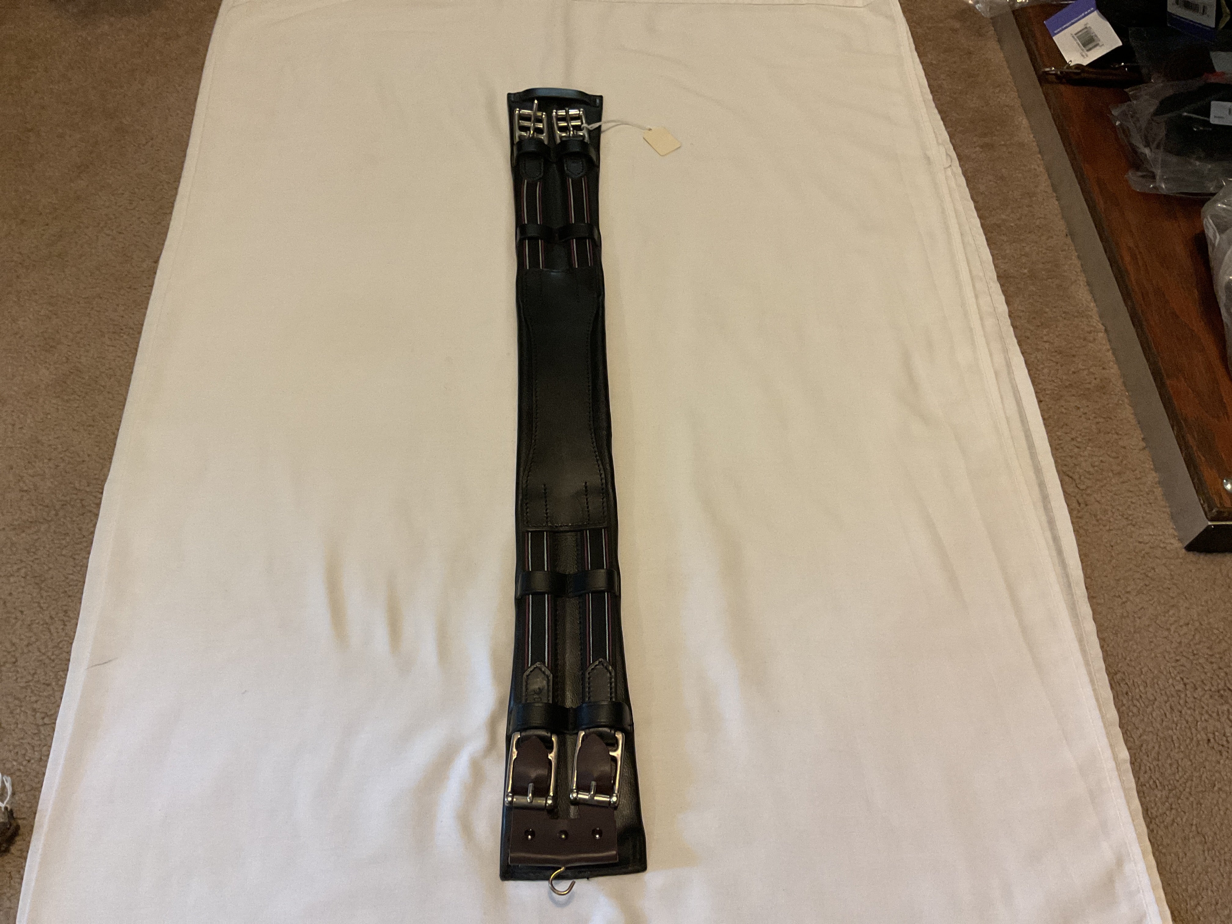 28 Henri de Rivel black leather shaped Pro English dressage girth